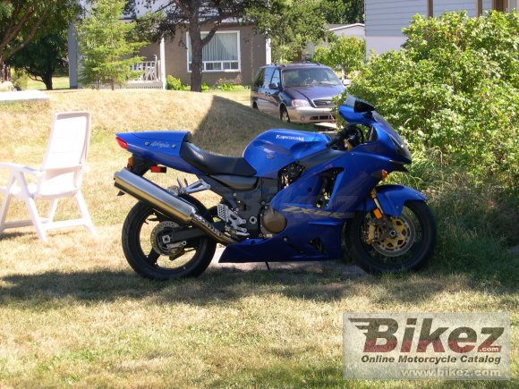 2004 Kawasaki Ninja ZX-12R photo